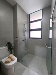 Senyum Residences (D14), Terrace #630549561